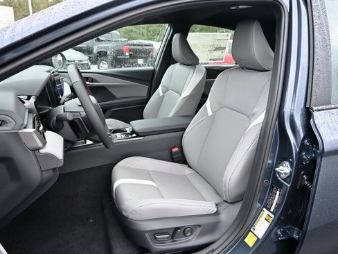 New 2026 Toyota Camry SE image 9