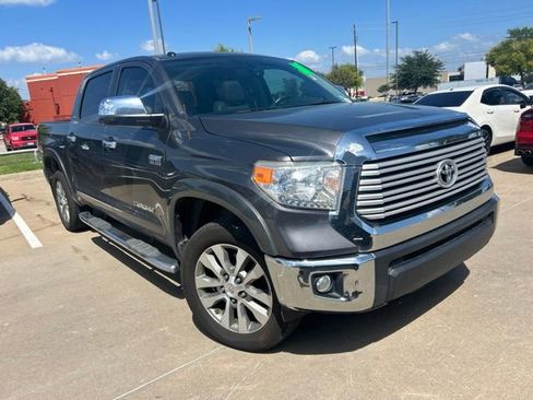 Used 2017 Toyota Tundra Limited w/ Limited Premium Package RWD image 1