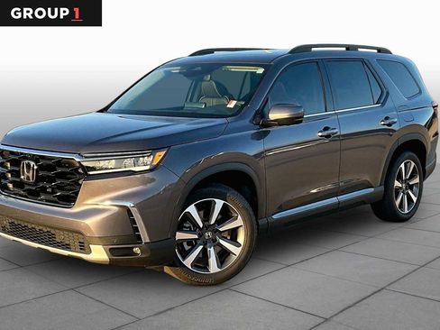 Certified 2025 Honda Pilot Elite image 1