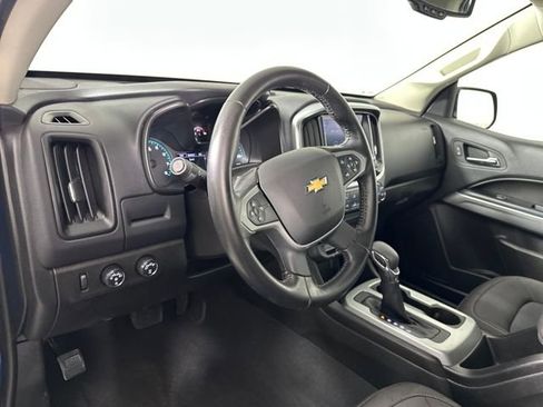 Used 2022 Chevrolet Colorado LT w/ LT Convenience Package image 18