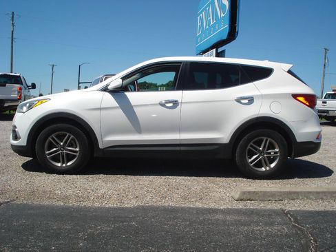 Used 2017 Hyundai Santa Fe Sport AWD/4WD image 5