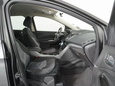 Used 2015 Ford Escape SE w/ Equipment Group 201A image 42