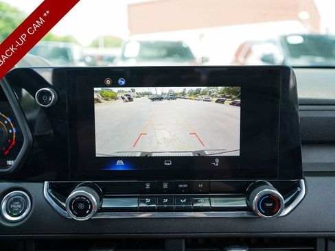Used 2025 Chevrolet Colorado W/T RWD image 10