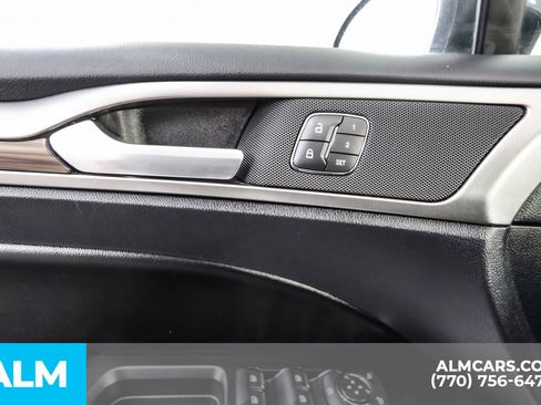 Used 2020 Ford Fusion SEL image 53