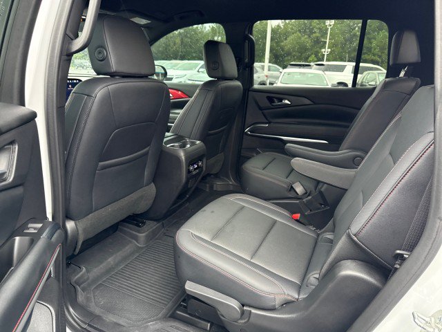 Used 2024 Chevrolet Traverse Z71 w/ LPO, Floor Liner Package AWD/4WD image 18