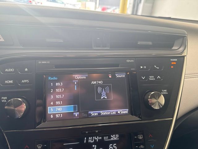 Used 2017 Toyota Avalon XLE FWD image 11
