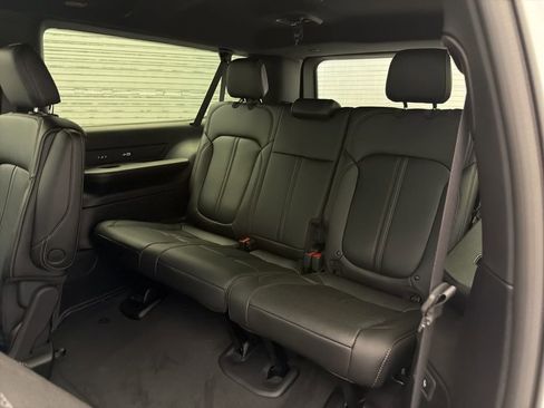 New 2026 Jeep Grand Wagoneer L 4WD image 18