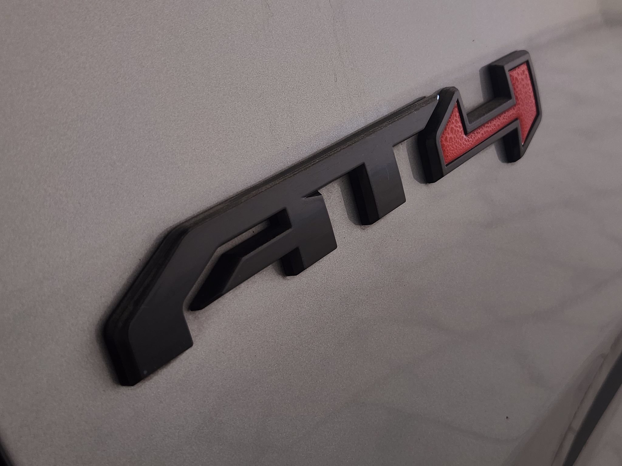 Used 2024 GMC Yukon AT4 w/ Technology Package AWD/4WD image 11