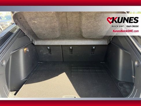 Used 2025 Buick Envista Sport Touring w/ Convenience I Package FWD image 4