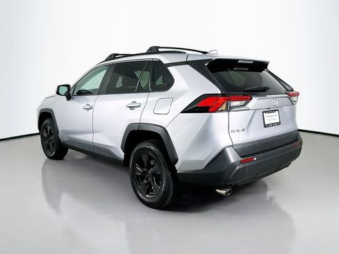 Used 2022 Toyota RAV4 XLE image 3