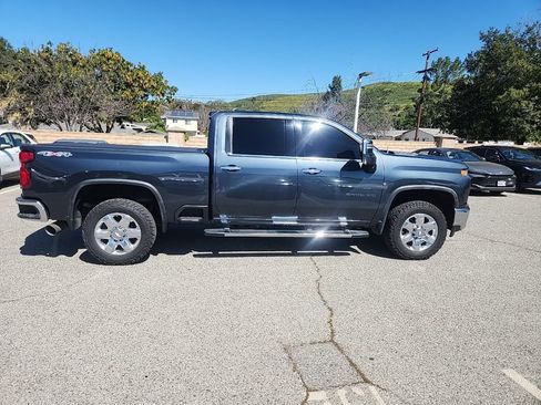 Used 2020 Chevrolet Silverado 2500 LTZ w/ LTZ Premium Package AWD/4WD image 6