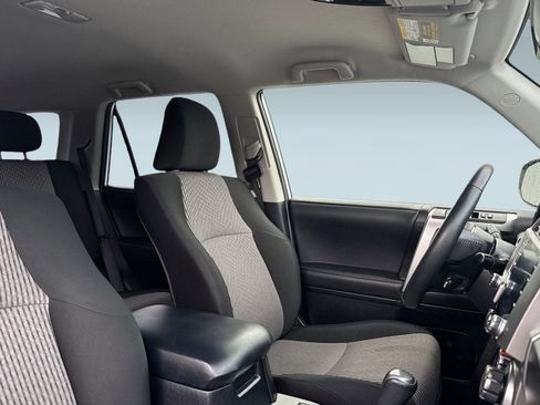 Used 2024 Toyota 4Runner SR5 image 31