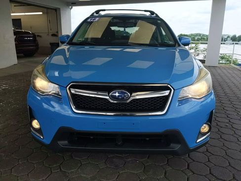 Used 2016 Subaru Crosstrek 2.0i Premium AWD/4WD image 2