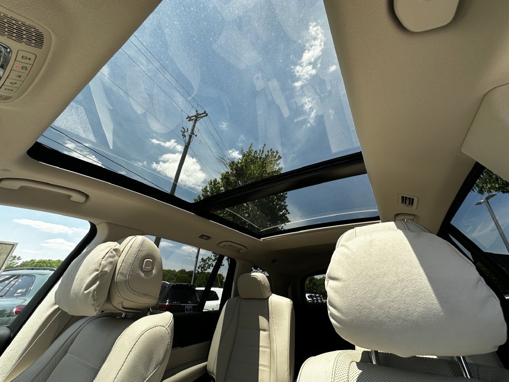 New 2026 Mercedes-Benz GLS 450 4MATIC image 33