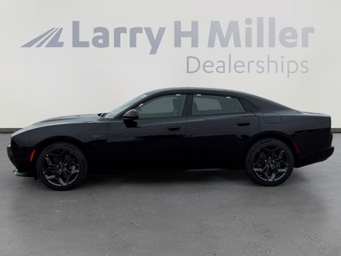New 2026 Dodge Charger R/T AWD/4WD image 3