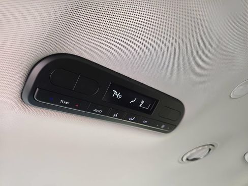 Used 2026 Hyundai Palisade SEL AWD/4WD image 27