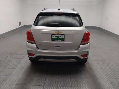Used 2017 Chevrolet Trax LT FWD image 6