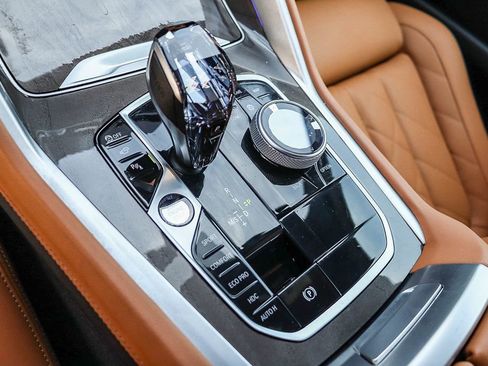 Used 2023 BMW X6 xDrive40i w/ Climate Comfort Package image 22