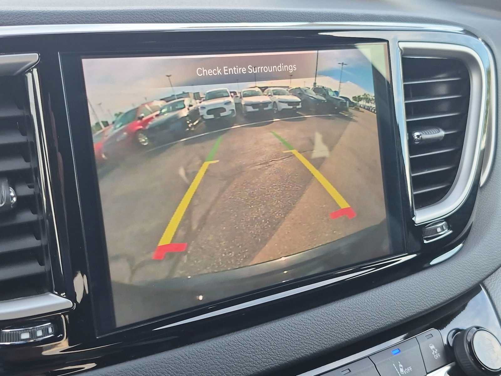 Used 2026 Chrysler Pacifica Select FWD image 28