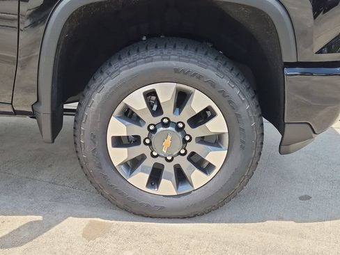 New 2026 Chevrolet Silverado 2500 Custom w/ Custom Value Package AWD/4WD image 26