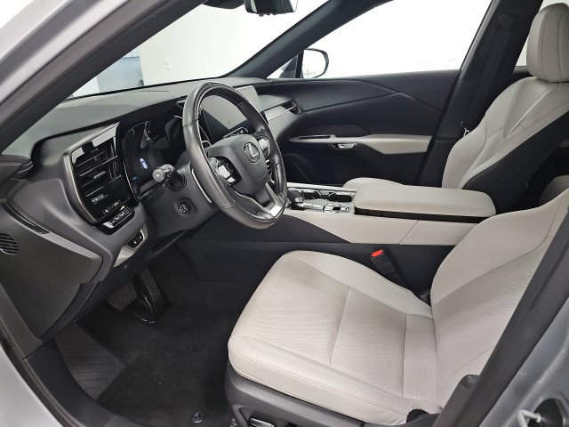 Used 2023 Lexus RX 350 Premium Plus w/ Accessory Package AWD/4WD image 13