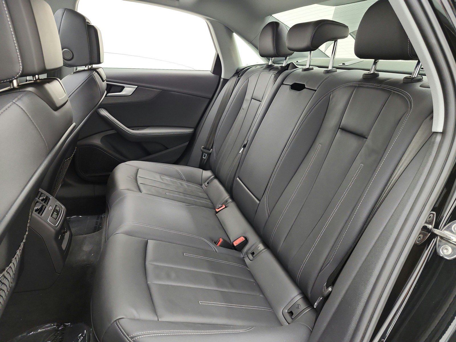 Used 2023 Audi A4 2.0T Premium Plus w/ Premium Plus Package AWD/4WD image 16
