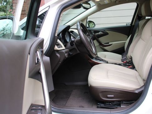 Used 2014 Buick Verano Leather FWD image 5
