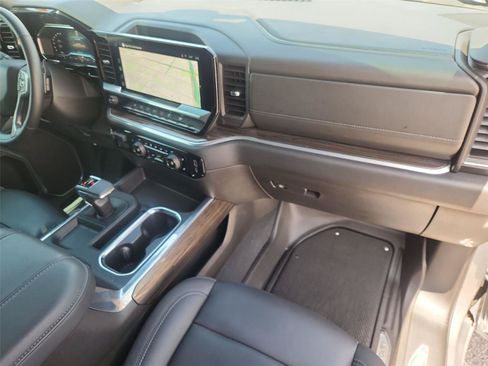 Used 2025 Chevrolet Silverado 1500 RST w/ Redline Edition AWD/4WD image 29