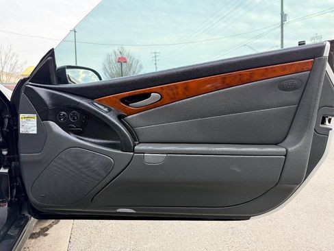 Used 2019 Mercedes-Benz AMG GT 63 image 25