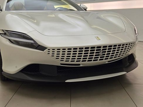 Used 2026 Ferrari Roma Spider RWD image 4