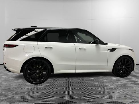 Used 2023 Land Rover Range Rover Sport SE Dynamic AWD/4WD image 6