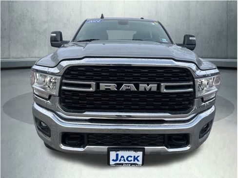 Used 2024 RAM 2500 Big Horn image 10