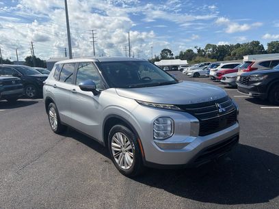 Used 2022 Mitsubishi Outlander ES