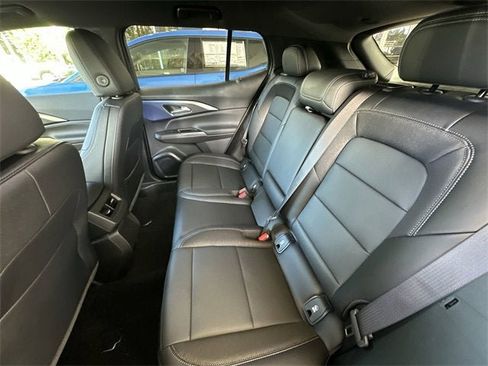 New 2026 Chevrolet Equinox EV LT image 27