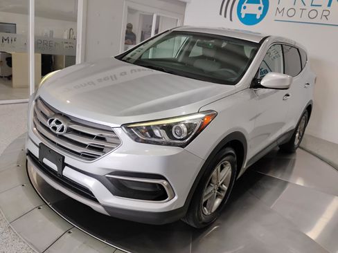 Used 2017 Hyundai Santa Fe Sport image 2