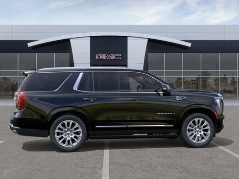New 2026 GMC Yukon Denali w/ Denali Reserve Package AWD/4WD image 5