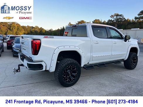 Certified 2023 GMC Sierra 1500 AT4 w/ AT4 Premium Package image 6