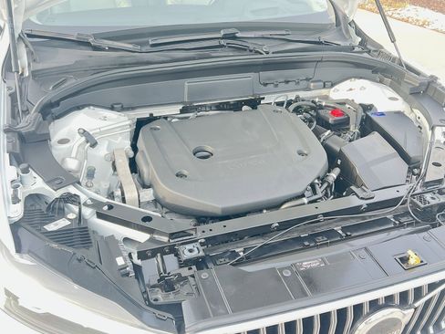 Certified 2022 Volvo XC60 B6 Inscription w/ Advanced Package image 27