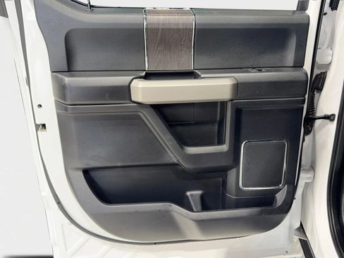 Used 2020 Ford F250 Lariat w/ Lariat Value Package image 17