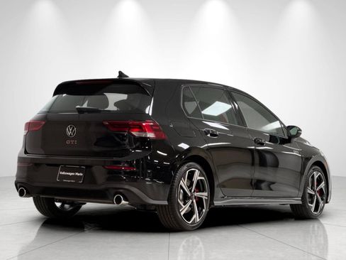 New 2026 Volkswagen Golf SE FWD image 5