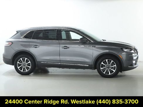 Certified 2022 Lincoln Nautilus AWD w/ Premium Package image 11
