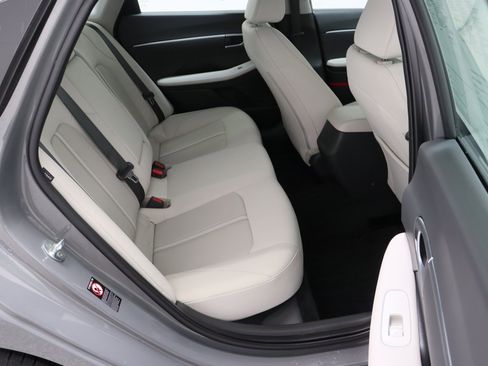 Used 2022 Hyundai Sonata SEL FWD image 34