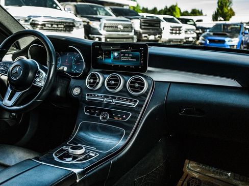 Used 2020 Mercedes-Benz C 300 4MATIC Sedan image 36