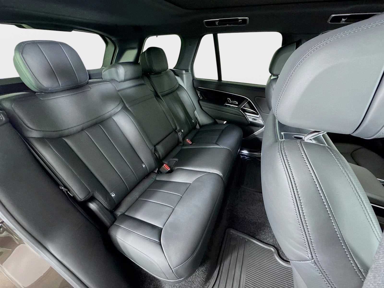 New 2026 Land Rover Range Rover SE AWD/4WD image 29