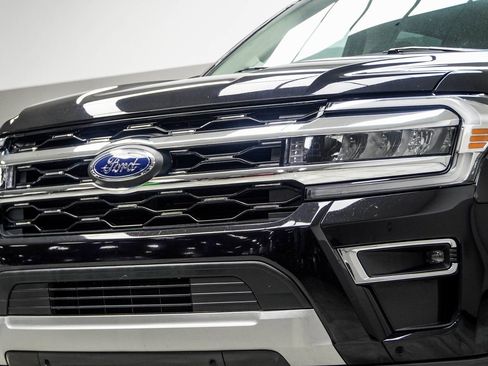 Used 2024 Ford Expedition Max Limited image 2