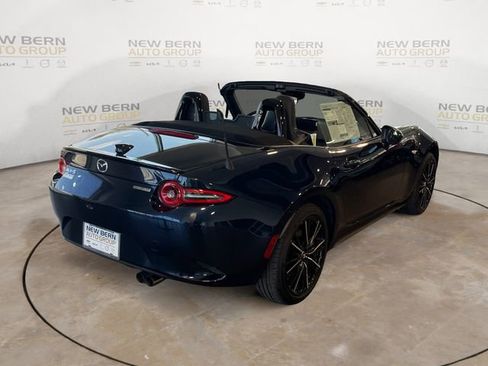 New 2026 MAZDA MX-5 Miata Grand Touring RWD image 5