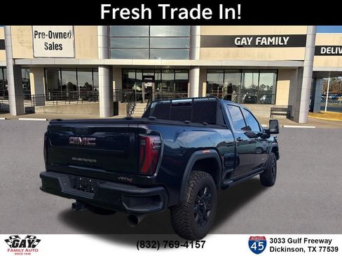 Used 2024 GMC Sierra 2500 AT4 w/ AT4 Premium Plus Package AWD/4WD image 9