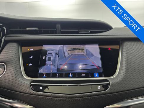 Used 2024 Cadillac XT5 Sportv w/ Technology Package AWD/4WD image 22