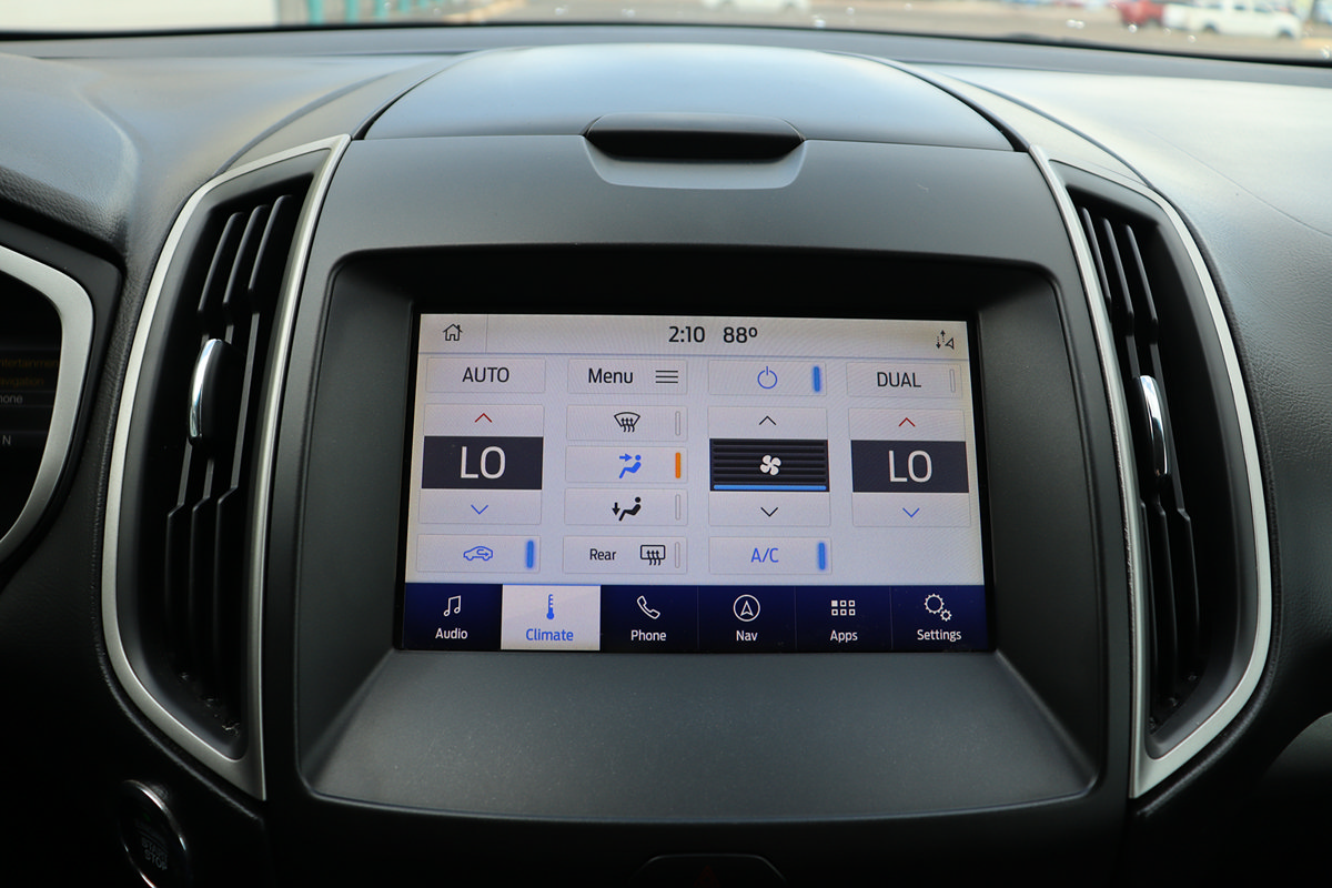 Used 2019 Ford Edge SEL w/ Equipment Group 201A FWD image 33