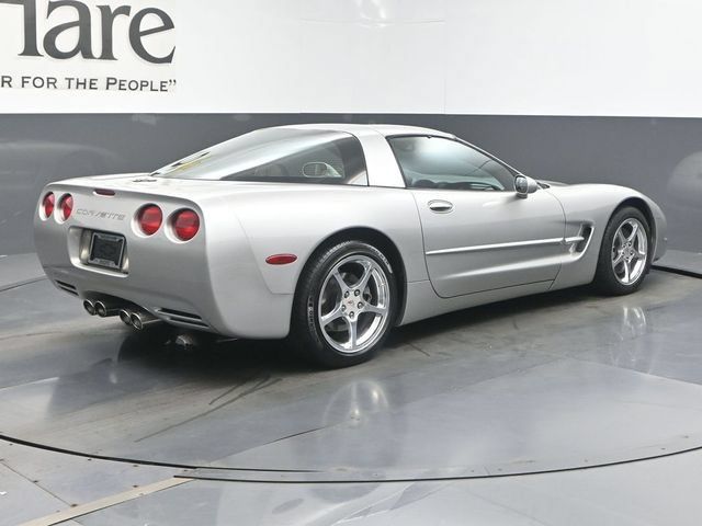 Used 2004 Chevrolet Corvette Coupe RWD image 42